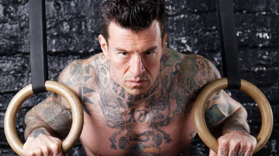 Calisthenics or Free Weights: The Fitness Dogma of One Size Fits All Training